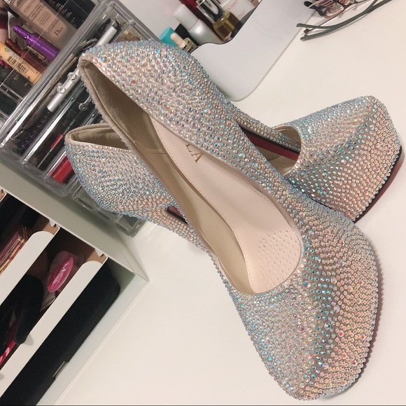 High heel - Picture 3 of 7